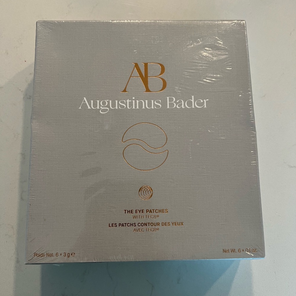 Augustinus Bader Eye Patches in Gray Packaging